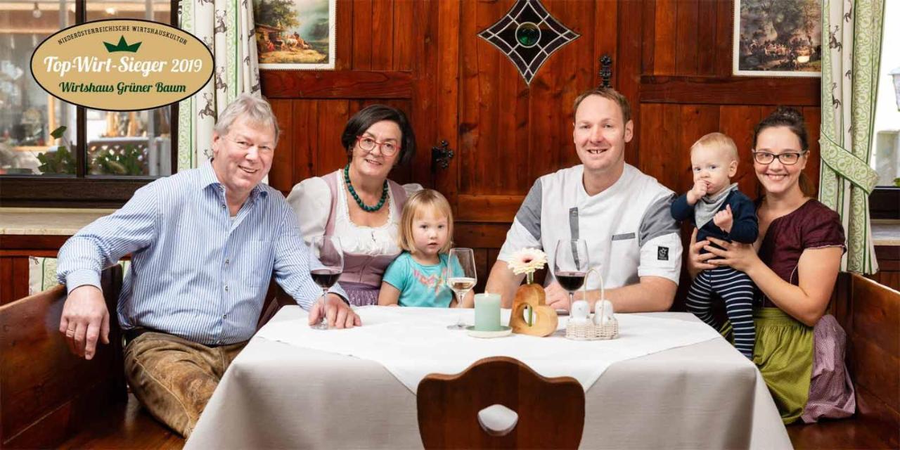 Gasthof Gruener Baum เคียร์ชแบร์ก อัม เวคเซล ภายนอก รูปภาพ