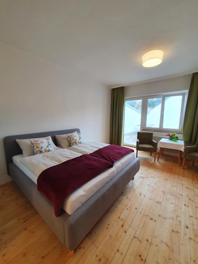 Gasthof Gruener Baum เคียร์ชแบร์ก อัม เวคเซล ภายนอก รูปภาพ